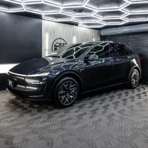 secd-gallery-0032-Muriz'-Tesla-Model-Y-L