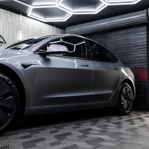 secd-gallery-0090-Ais-Tesla-Model-3
